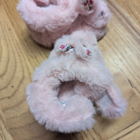 Pink Baby Bunny Rabbit Slippers - Picture 3 of 5